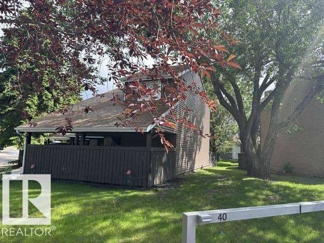 18020 96 AV NW, Edmonton, photo 2