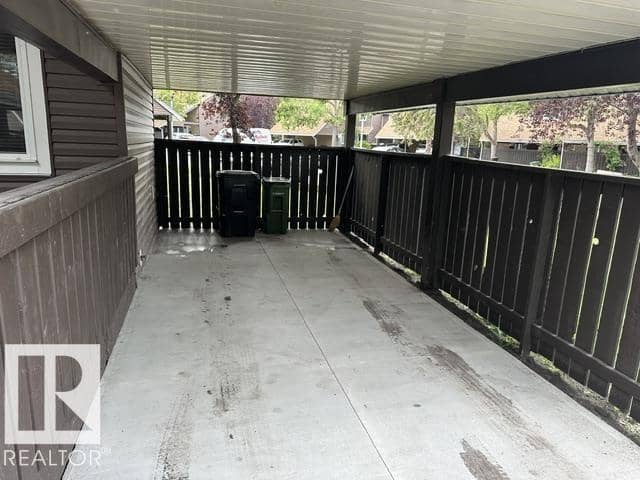 18020 96 AV NW, Edmonton, photo 3