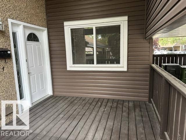 18020 96 AV NW, Edmonton, photo 4