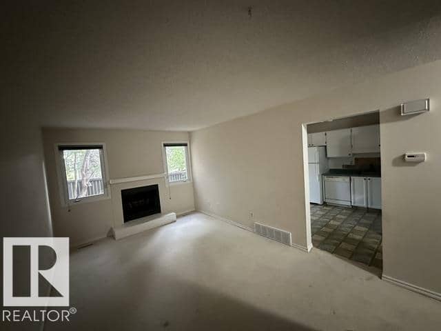 18020 96 AV NW — photo 28 of 40