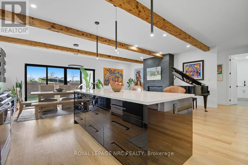 1007 Clare Avenue — photo 10 of 40