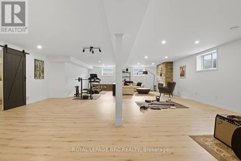 1007 Clare Avenue — photo 33 of 40