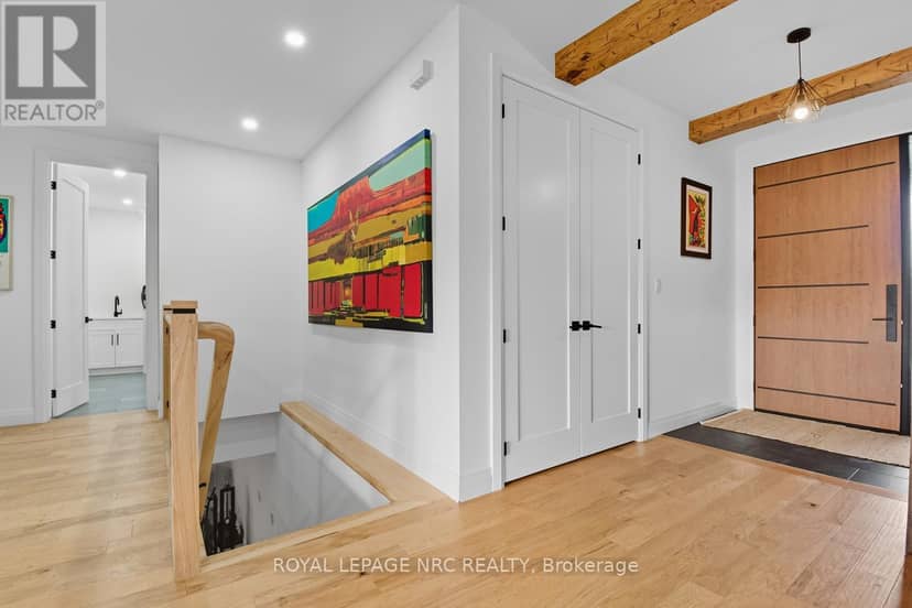 1007 Clare Avenue — photo 8 of 40
