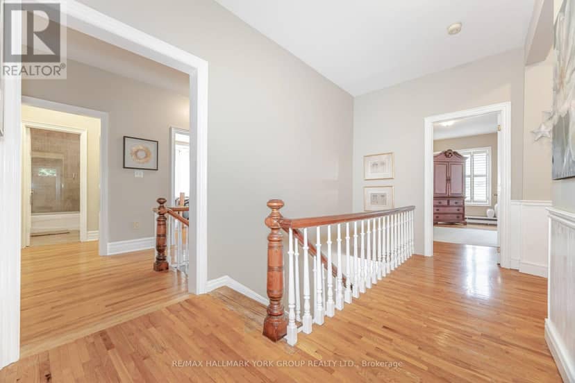 390 Main Street — photo 20 of 40