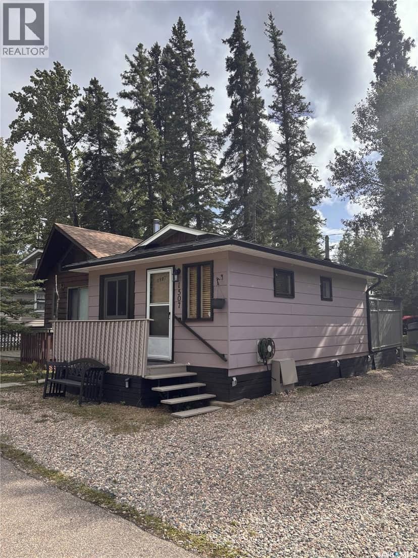 1507 Dove, Prince Albert National Park
