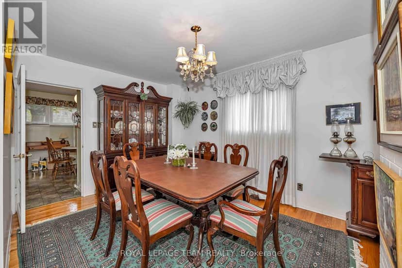 1174 Bonnie Crescent — photo 15 of 40