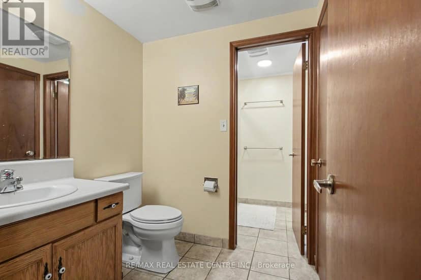 16 Main Street, North Dumfries, photo 6