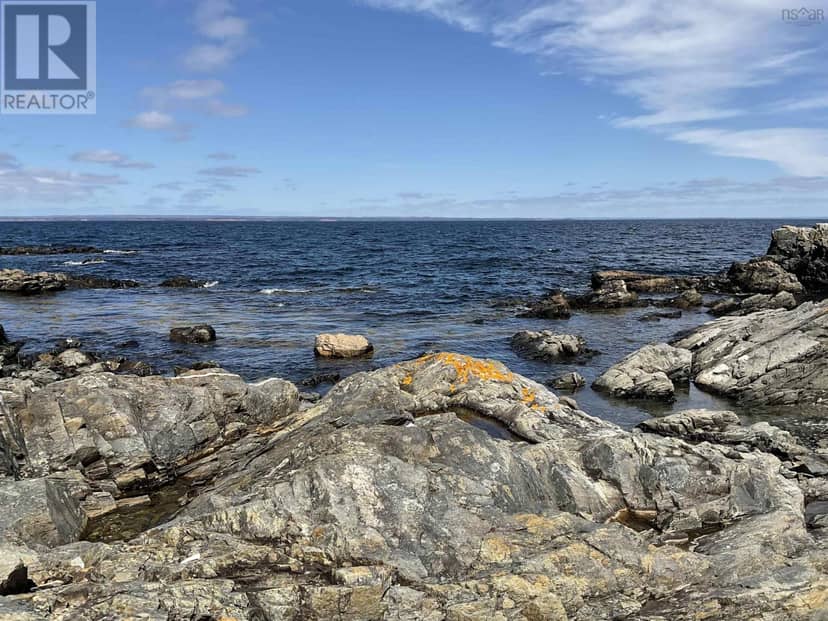 23-1 Hendsbee Wharf Road, Phillips Harbour, photo 2