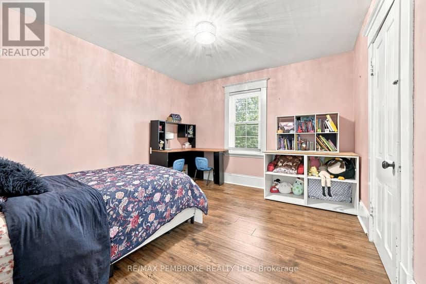 296 First Avenue N — photo 28 of 40