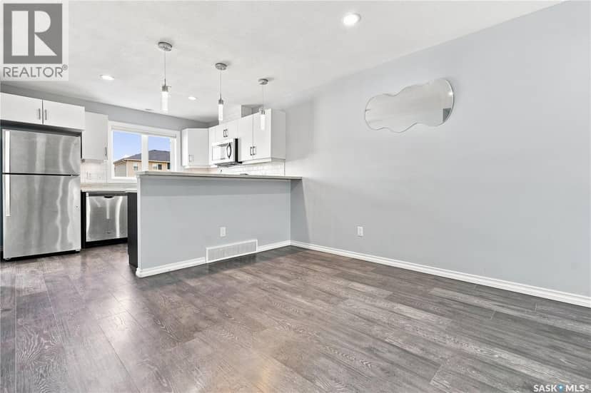 5540 Prefontaine AVENUE — photo 14 of 40