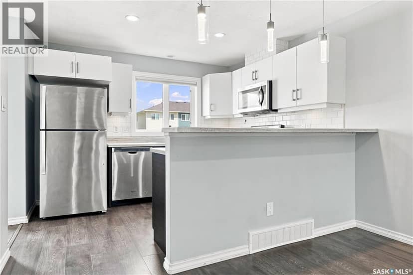 5540 Prefontaine AVENUE — photo 15 of 40
