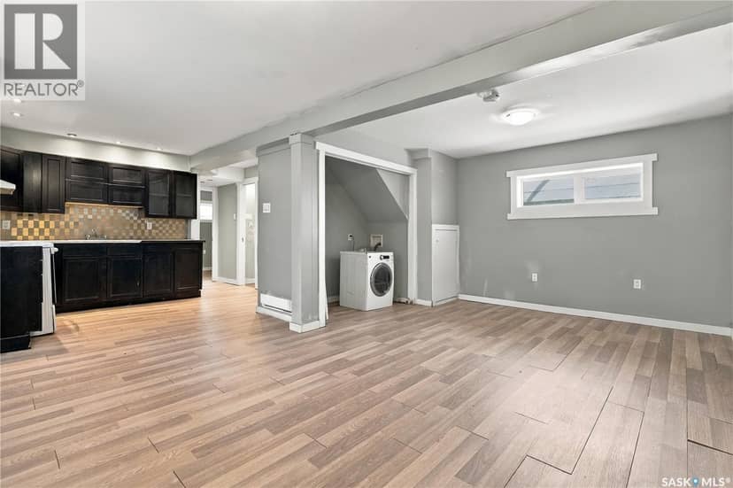 916 Athol STREET — photo 19 of 27