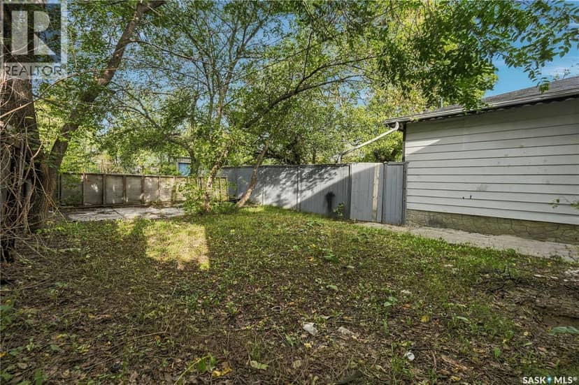916 Athol STREET — photo 26 of 27