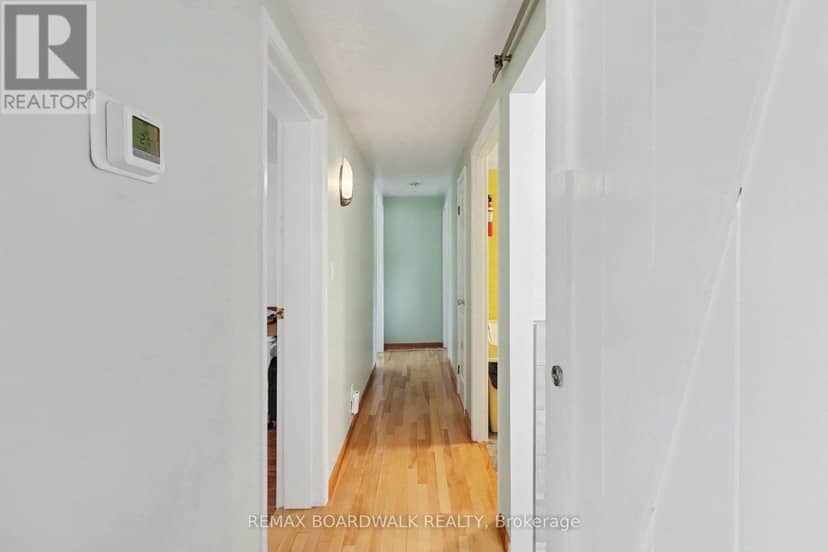 389 Hatfield Crescent — photo 25 of 40