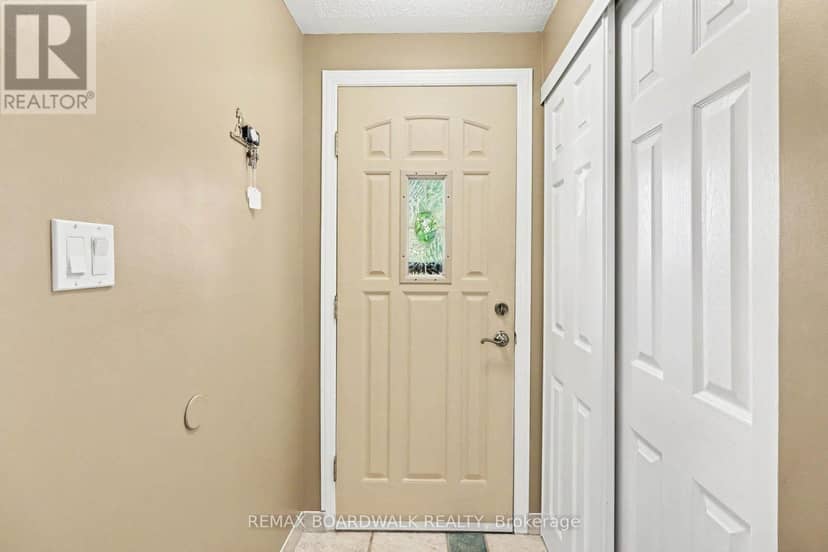 389 Hatfield Crescent, Ottawa, photo 5