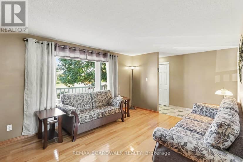 389 Hatfield Crescent, Ottawa, photo 6