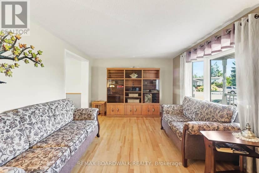 389 Hatfield Crescent, Ottawa, photo 7