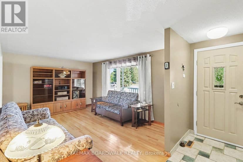 389 Hatfield Crescent, Ottawa, photo 8