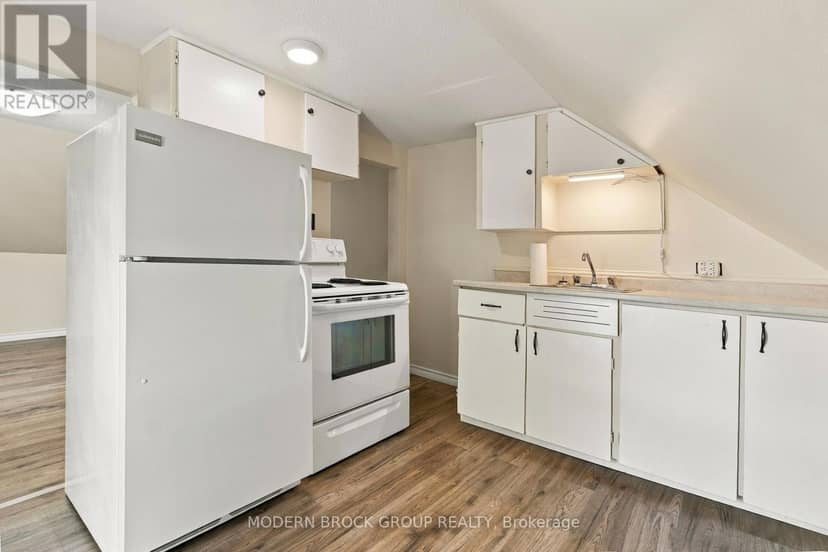 7 Elm Street — photo 15 of 24