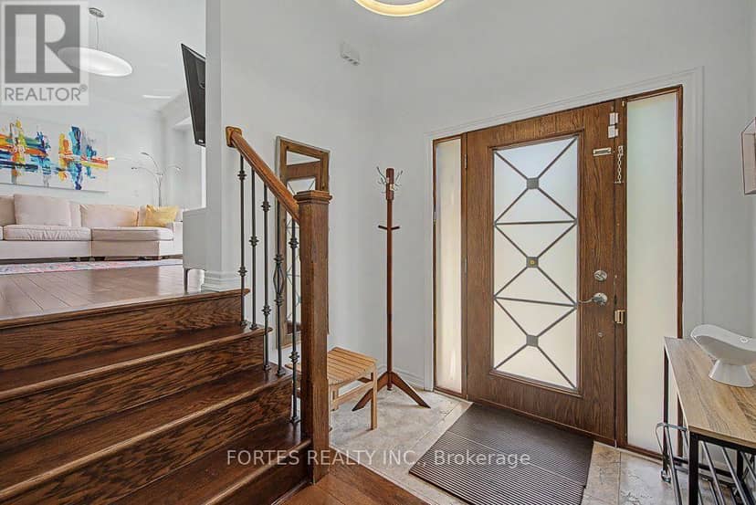 1160 Islington Avenue — photo 3 of 40