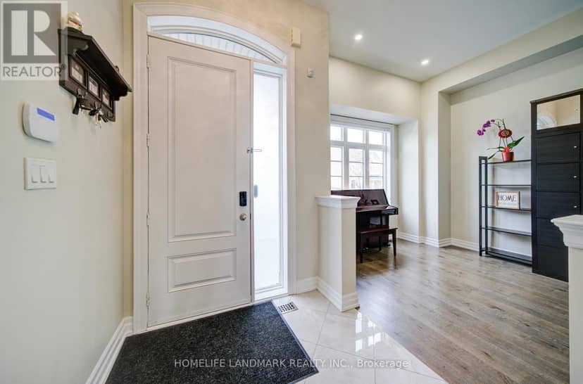 43 Mike Boshevski Court, Aurora, photo 4