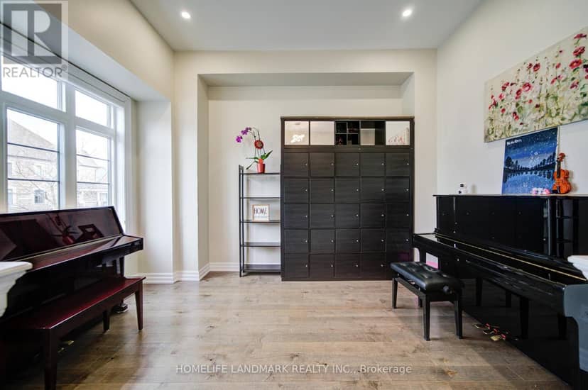 43 Mike Boshevski Court, Aurora, photo 5