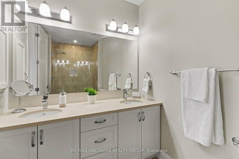 202 - 110 Cortile Private — photo 23 of 35