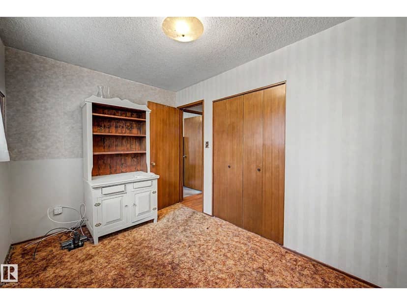 23 Montcalm Cr — photo 19 of 40