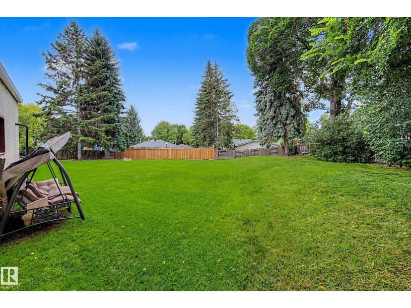 23 Montcalm Cr — photo 26 of 40