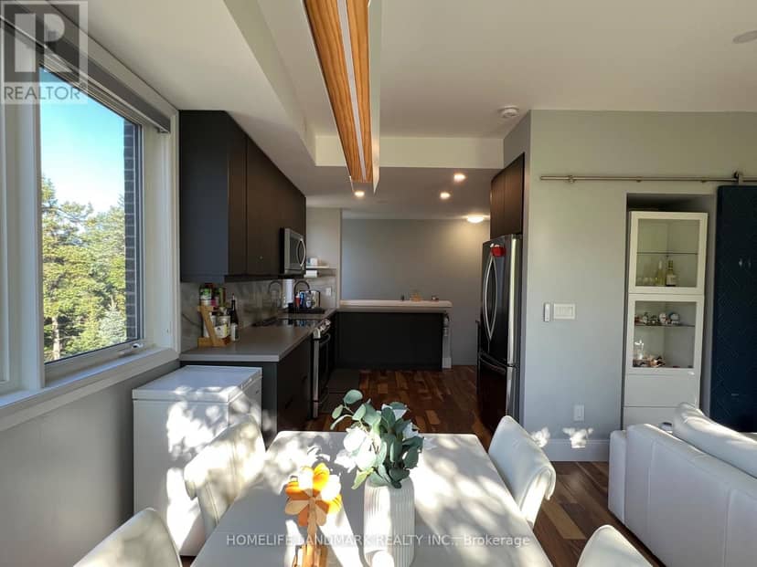 TH03 - 780 Sheppard Avenue E — photo 9 of 19