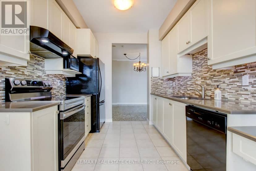 1202 - 1 Belvedere Court — photo 22 of 40