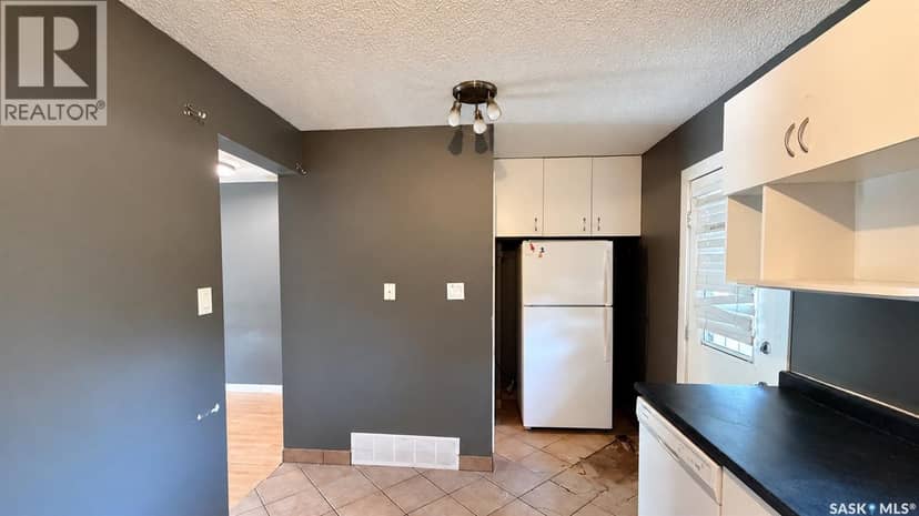 128 1128 McKercher DRIVE — photo 15 of 40