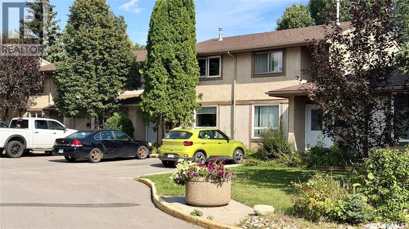 128 1128 McKercher DRIVE, Saskatoon