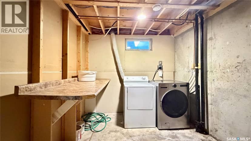 128 1128 McKercher DRIVE — photo 35 of 40