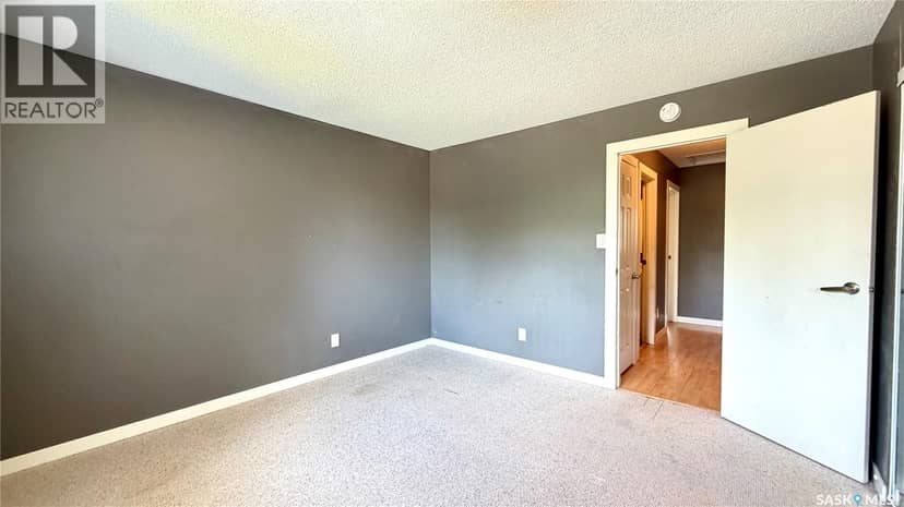 128 1128 McKercher DRIVE — photo 20 of 40