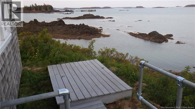 Cottage Little Island — photo 15 of 30