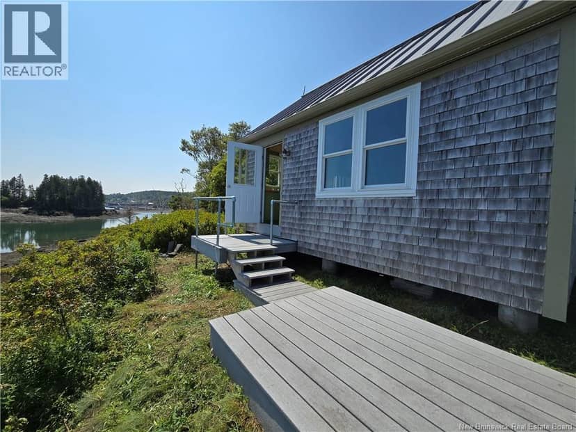 Cottage Little Island — photo 3 of 30
