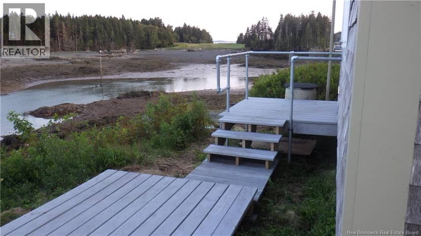 Cottage Little Island — photo 16 of 30