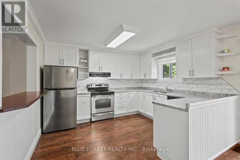 16 - 25 Erica Crescent — photo 14 of 40