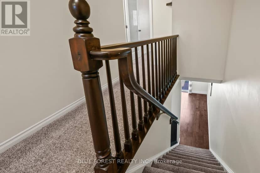 16 - 25 Erica Crescent — photo 22 of 40