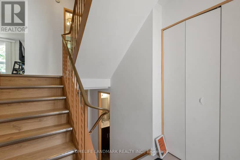 2 - 427 Keats Way — photo 4 of 28