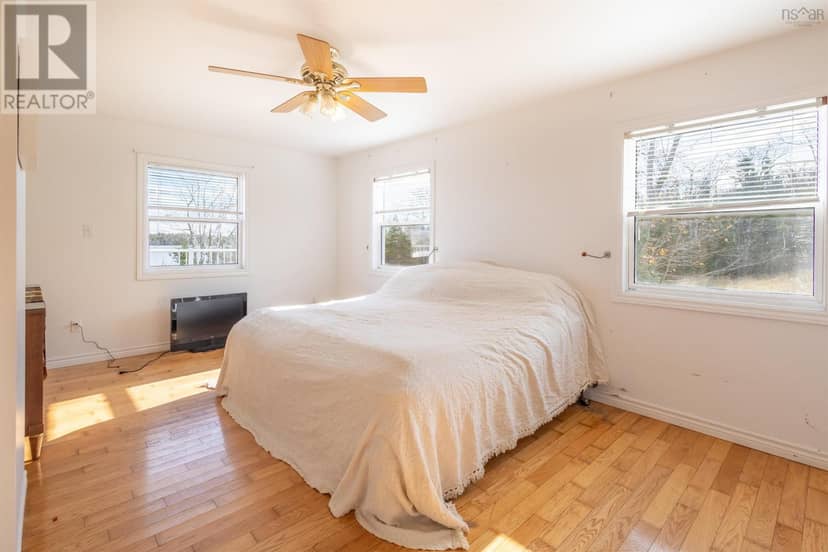 225 Maple Drive Drive — photo 23 of 40