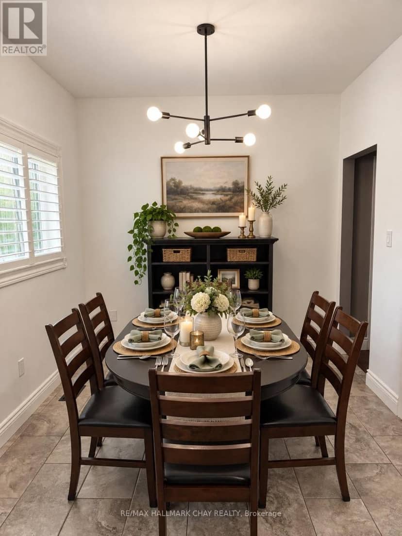 1925 Emerald Court — photo 10 of 27