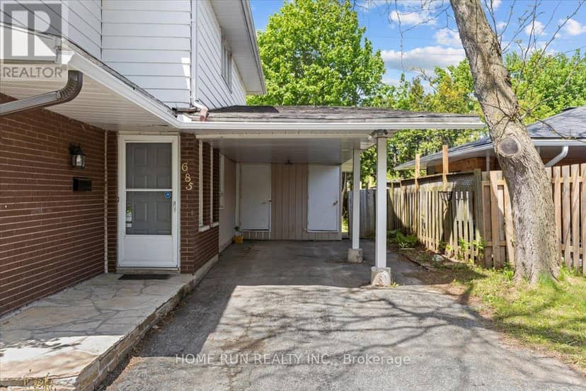 685 Farmington Avenue, Ottawa, photo 3