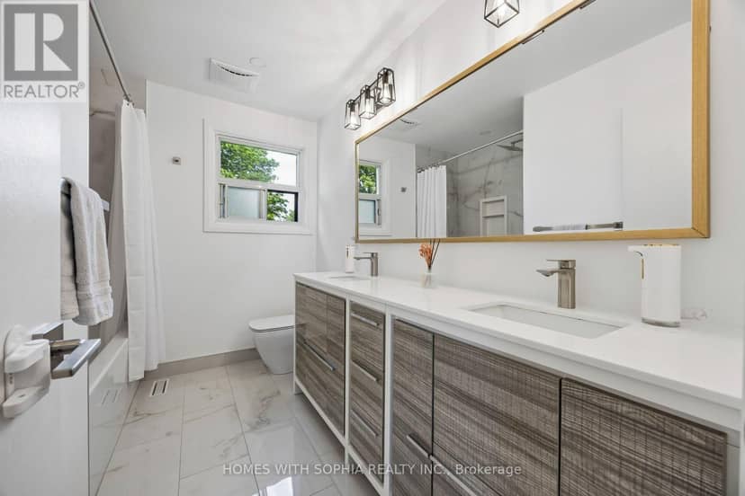 34 Rustywood Drive — photo 33 of 40