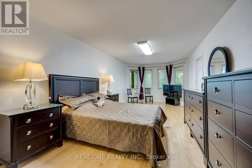 71 Stock Avenue — photo 23 of 40