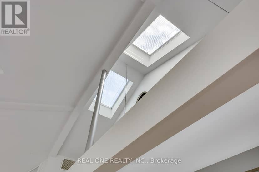 71 Stock Avenue — photo 36 of 40