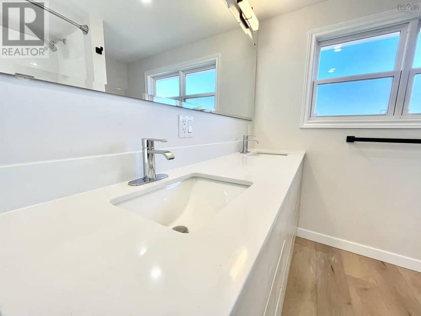 89 Stoney Island Road — photo 33 of 40