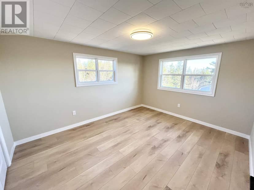 89 Stoney Island Road — photo 35 of 40