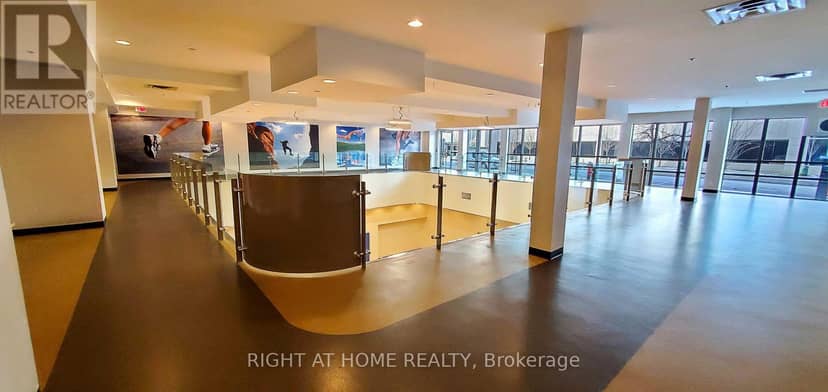 4902 Lph - 50 Absolute Avenue — photo 32 of 36